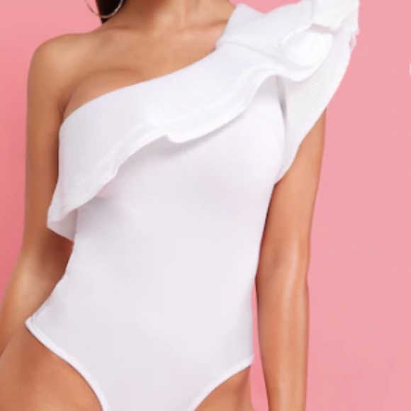 Ruffle Bodysuit - Picture 2 of 6